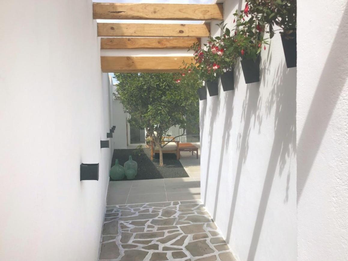 Casita Blanca Cerca De Timanfaya Apartment Tinguaton Екстериор снимка